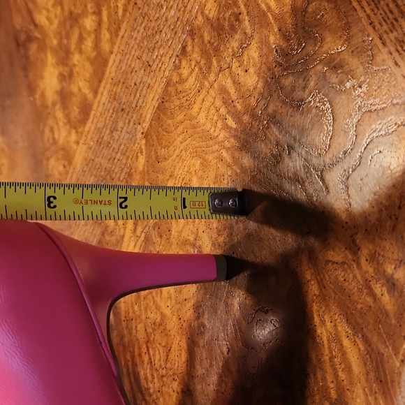 Brand New, Never worn Alfani Step n Flex Hot Pink Heels - Picture 7 of 7